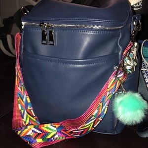 Azaria Petite La Mere